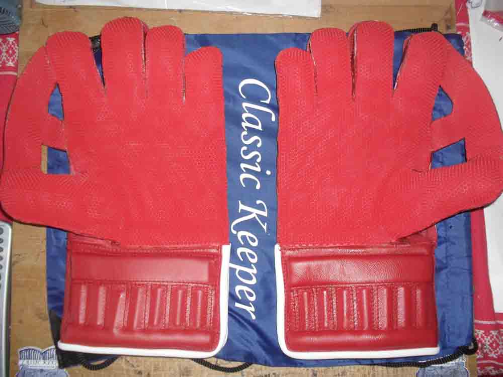 Jon Mcdonnell Red Gloves Palms